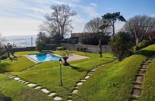 Saians House | House in the best beach of the Vigo estuary