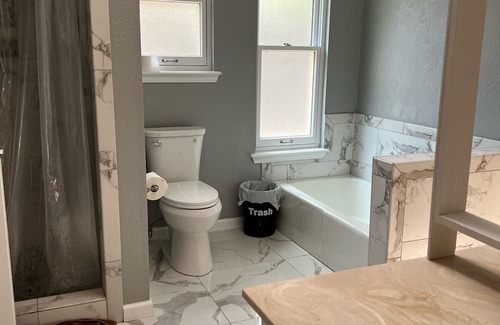Borger House | Welcome to the “Splash Oasis”