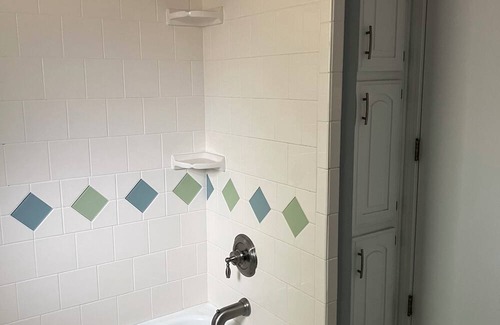Borger House | Welcome to the “Splash Oasis”