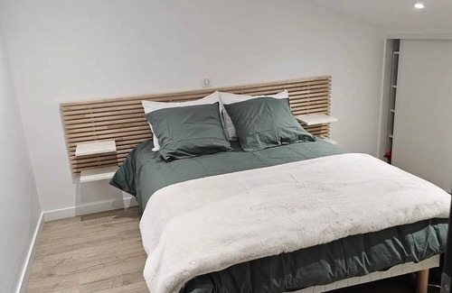 Riom Villa | Homerez - Elegant Villa in Riom with Pool and Sauna