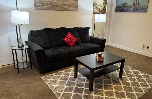 Happy Valley Apartment | Cozy 2 bedroom 1 bathroom apartment with a Beautiful view.