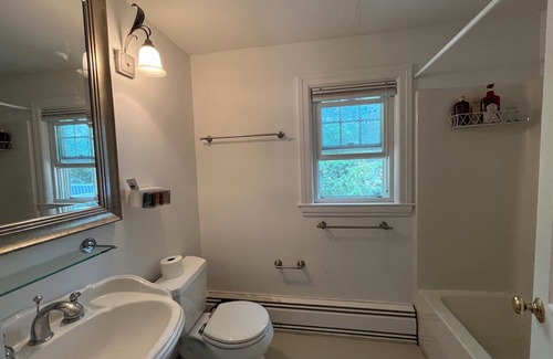 Lexington House | 2beds room