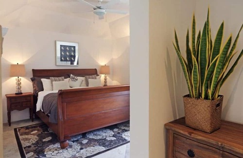 Sea Breeze Hills Villa | Luxurious 4 Br Oceanfront Villa