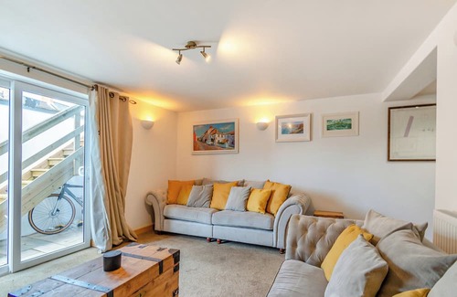 St Davids Cottage | Picked for its superb location close to the Cathedral and only a 30 minute walk to the beach.