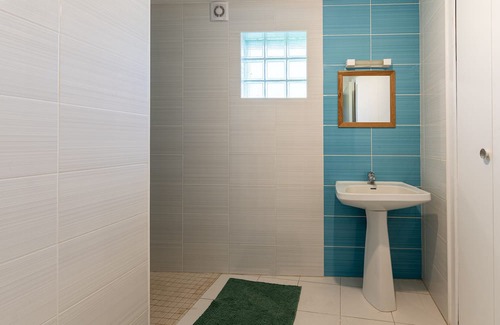 Limerzel House | Holiday Home 'Bois De Roz' with Private Terrace and Private Garden