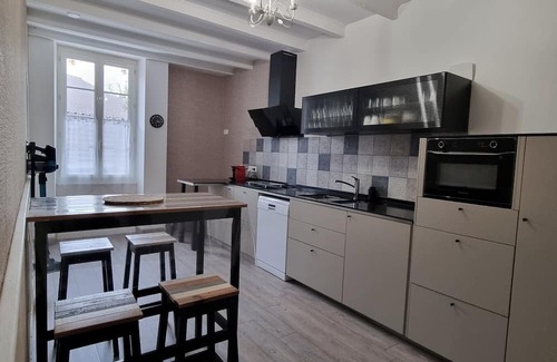 Gauriaguet House | Guest House 'Chambre D'hôtes Emeraude' with Shared Pool, Wi-Fi and Air Conditioning