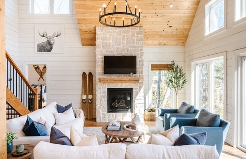 Georgian Bay Cabin | NEW Muskoka Lakehouse w/ Hot Tub