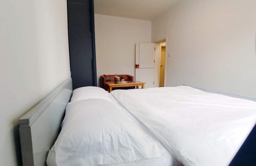 Luomashi Apartment | Warm Apartment in Chengdu near by Chunxi Road