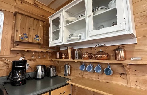 Chiasson Cottage | Le Chalet Bleu