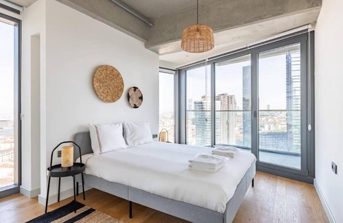 Bomonti Apartment | This apartment is a 2 bedroom(s), 1 bathrooms, located in Şişli, İstanbul.