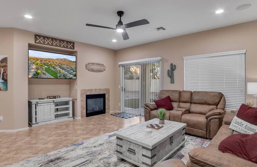 Pinal County House | Terrific 3-bedroom house in marvelous Chandler with AC, WiFi