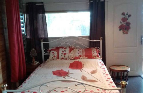Saint-Louis Ski Chalet | Homerez - Beautiful chalet for 2 ppl. with terrace at Les Makes