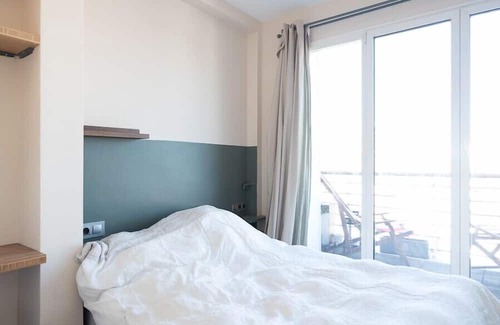 Charonne Apartment | Charming island of calm in Paris