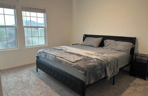 Leander Apartment | Modern, 1 BR private suite with kitchen