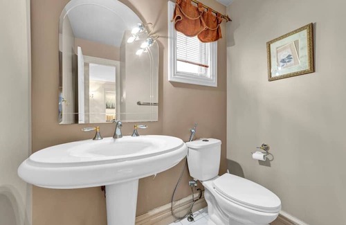 East Credit House | Bright & Private Queen Suite with Modern Amenities