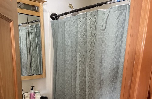 Watertown Apartment | Watch the eclipse from your own yard! Apartment 10 minuets from Thompson Park!