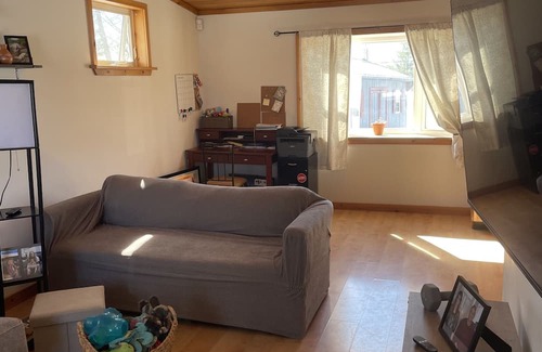 Watertown Apartment | Watch the eclipse from your own yard! Apartment 10 minuets from Thompson Park!