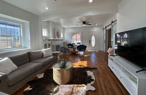 Central Oklahoma City House | Cozy home in the heart of OKC. walking distance to Midtown, Downtown, etc.