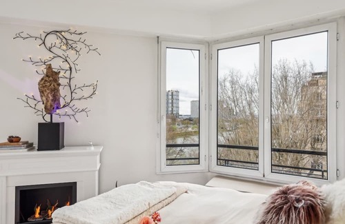 Passy Apartment | Chic 2BR near Eiffel Tower & Swan Island