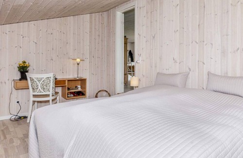 Ertebølle House | 6 person holiday home in Farsø