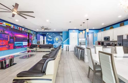 Kissimmee House | Space - Wonder - Sports Listing