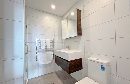 Greenlane - Ellerslie Apartment | Beautiful View 2 Beds Apartment