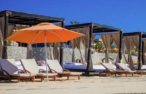 Paraiso Escondido Condo | Luxurious suite in Cabo beach front!