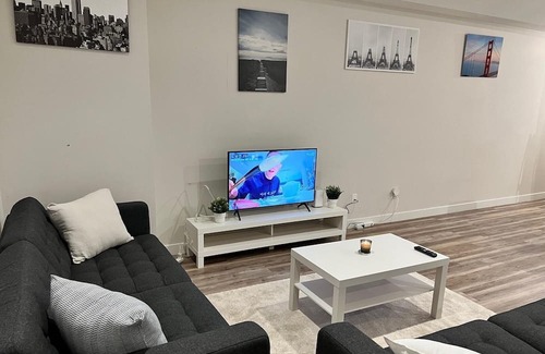Transcona Apartment | Stay with us - #Transcona