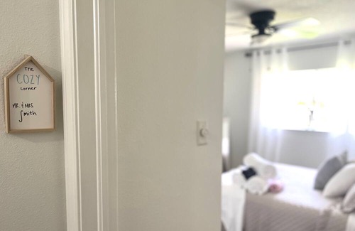 League City House | Cozy, Clean & Private Room in League City