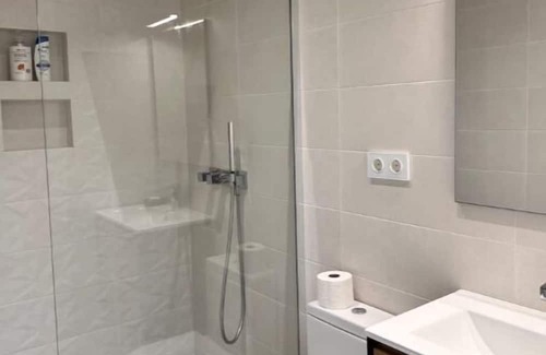 Vilanova I la Geltru House | Shome, Tranquilo y Elegante