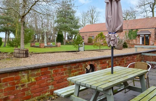 Grimsby Cottage | 1 bedroom accommodation in Tetney, near Cleethorpes