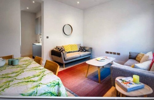 Highbury West Apartment | Former Victorian bakery in Highbury by MoreThanStays