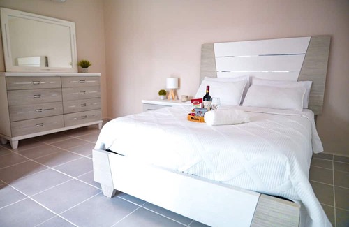 Arenales Altos Apartment | De la Isla Suite, Isabela/privado/desayuno