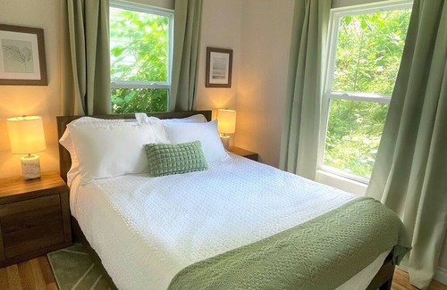 Houghton Lake House | Lakefront House w/dock and fire pit “Sunrise House”