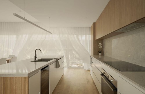 Bokarina House | Luxury Beachside Residence