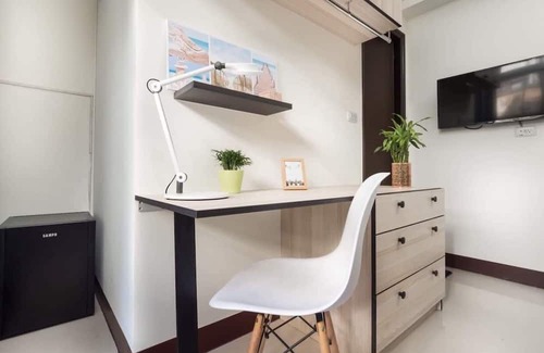 West District Apartment | Relax Traveler Home