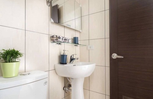 West District Apartment | Relax Traveler Home