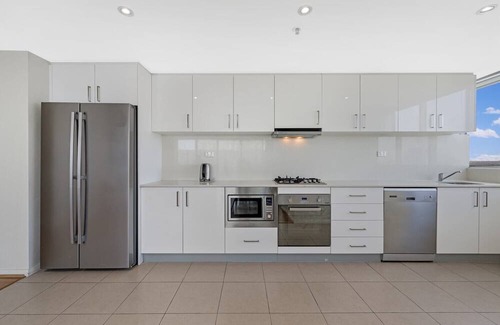 Burwood Apartment | sky view 2B1B@burwood