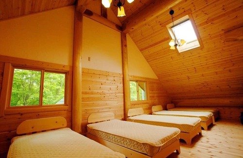 Kofu-cho RV Rental | Special Log Cottage 15 people Jacuzzi openai / Maniwa City Okayama