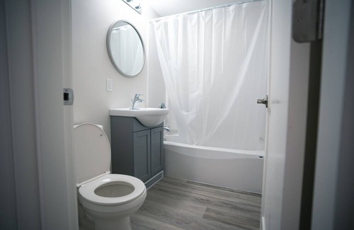 Prince George Condo | Modern apartment suite downtown