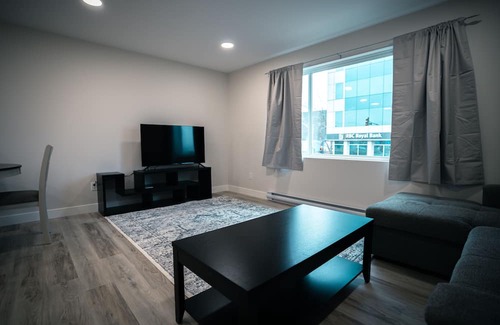 Prince George Condo | Modern apartment suite downtown