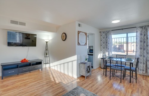 Tucson Apartment | Mountain-view Tucson Condo: 7 Mi to U of A!