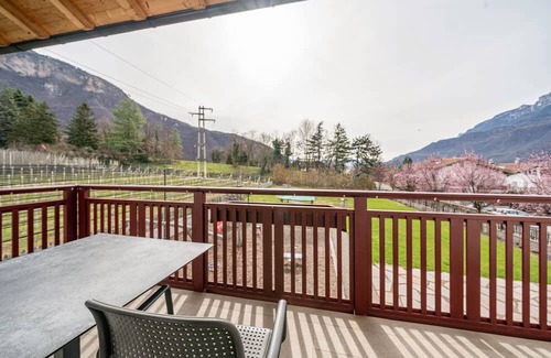Terlano Apartment | Apartment 'Residence Egger Apt C' with Mountain View, Wi-Fi and Air Conditioning
