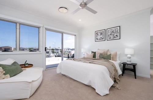 Gold Coast House | Waterfront Family Entertainer w/ Pool