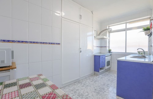 Elcano-Los Bermejales House | BERMEJALES EL CANO - ADULTS ONLY - Lovely apartment in Seville with free wifi