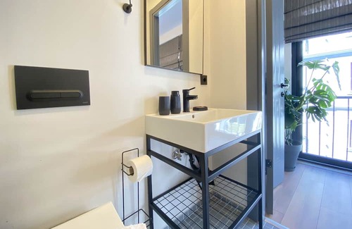 Cihangir Apartment | Compact Flat 5 min to Taksim Ave in Beyoglu