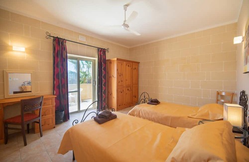 Ta' Għammar Villa | Rebekah – Ghasri Holiday Home