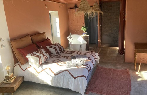 Chandolas Bed & Breakfast | Chambre Dhôtes Deluxe « Justenous »proche Rivière, Petit Déjeuner Inclus