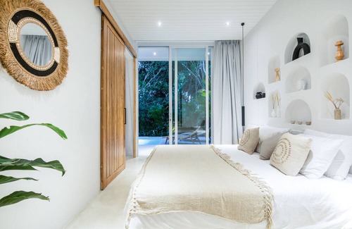Pecatu Cottage | Modern 2BR Villa, 4min to Bingin's Coastal Charm