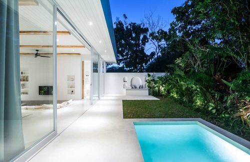 Pecatu Cottage | Modern 2BR Villa, 4min to Bingin's Coastal Charm